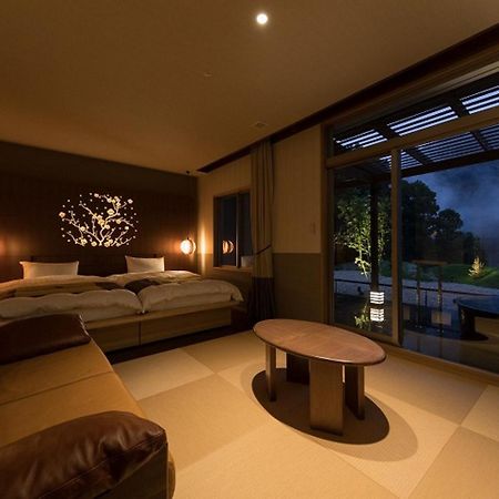 Okuhita Onsen Umehibiki Hotel ภายนอก รูปภาพ