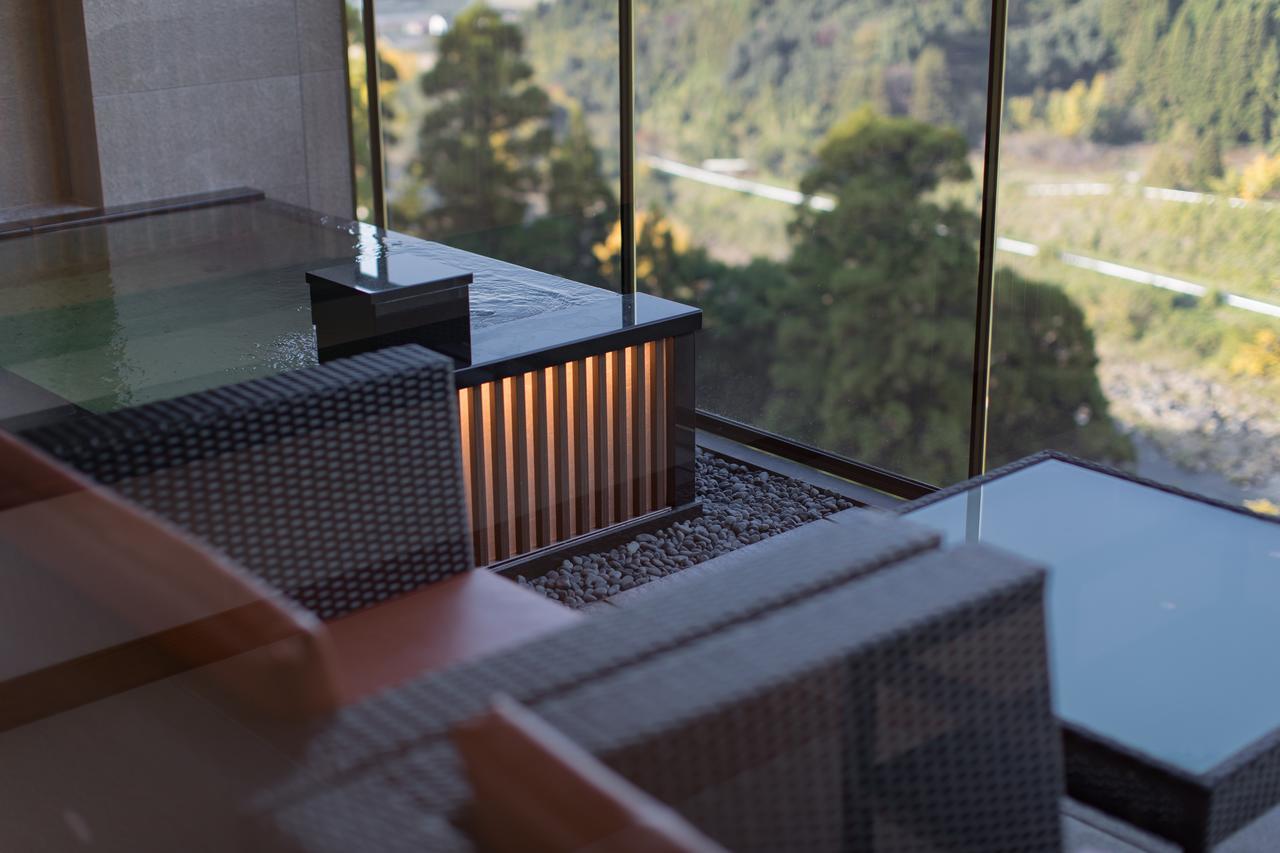 Okuhita Onsen Umehibiki Hotel ภายนอก รูปภาพ